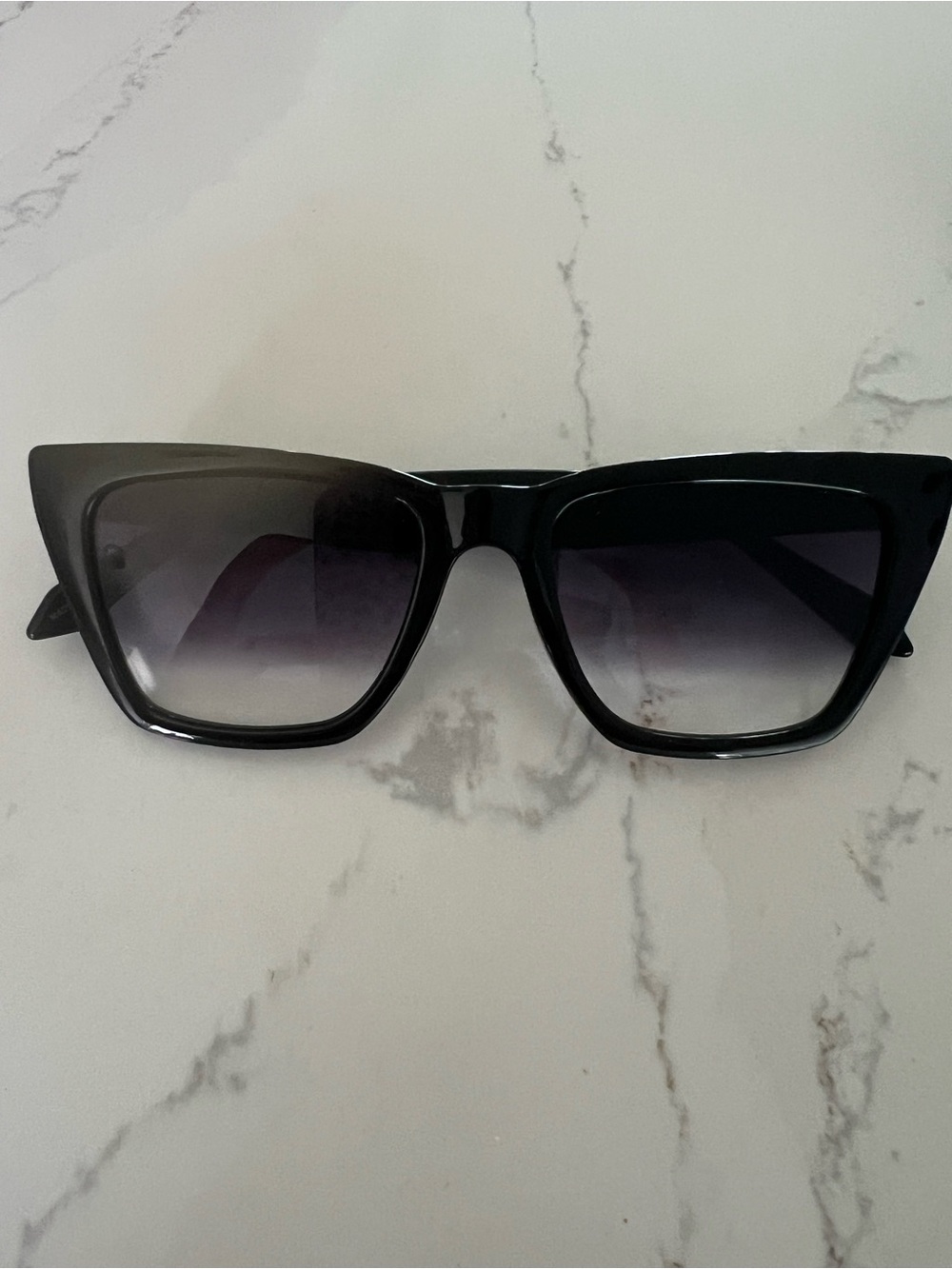 Quay Australia Black Cat-Eye Sunglasses Call the Shots